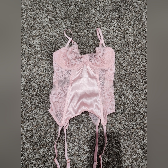 Victorias Secret corset - Picture 1 of 3